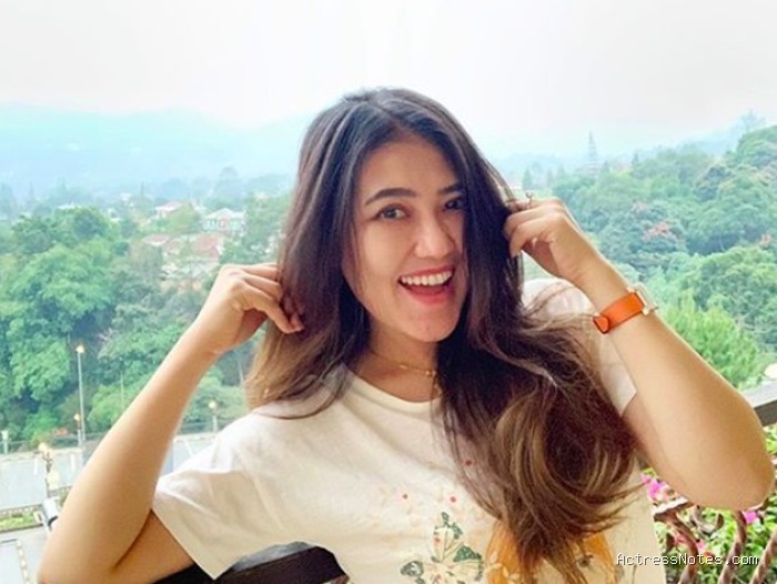 Biodata Via Vallen: Agama, Keluarga, Pacar, Fakta dan Karir