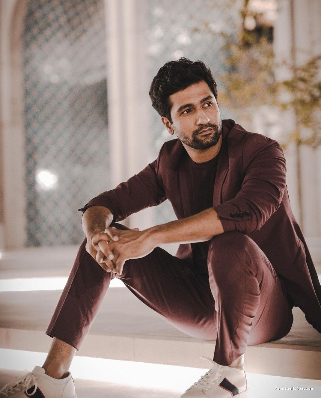 Biodata Vicky Kaushal: Agama, Keluarga, Pacar, Fakta dan Karir
