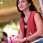 Wanda Hamidah: Agama, Keluarga, Pacar, Fakta & Karir Terungkap