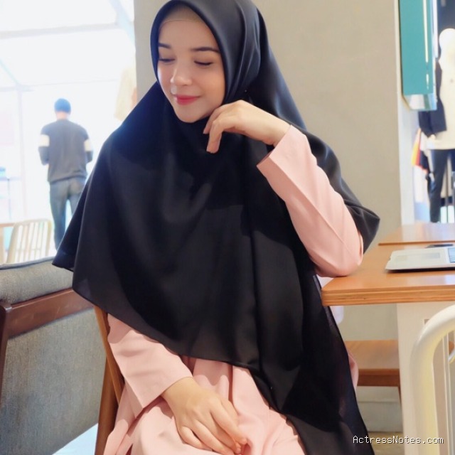 Biodata Wardah Maulina: Agama, Keluarga, Pacar, Fakta dan Karir