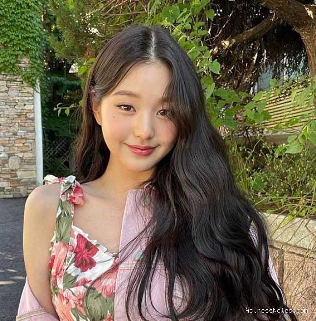 Biodata Wonyoung: Agama, Keluarga, Pacar, Fakta dan Karir