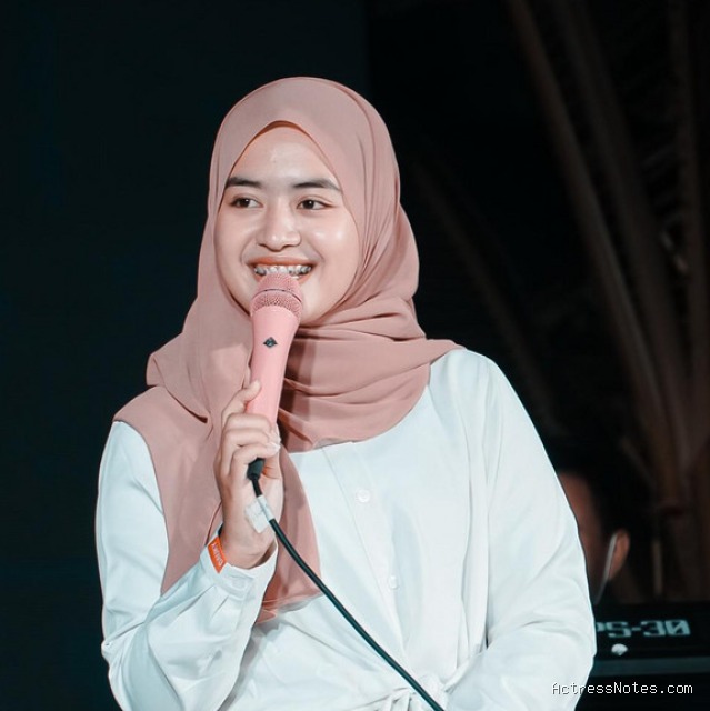 Biodata Woro Widowati: Agama, Keluarga, Pacar, Fakta dan Karir