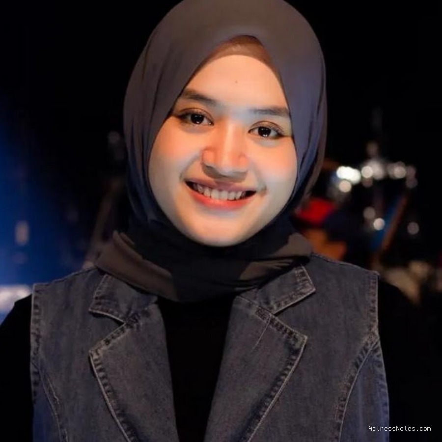 Biodata Woro Widowati: Agama, Keluarga, Pacar, Fakta dan Karir