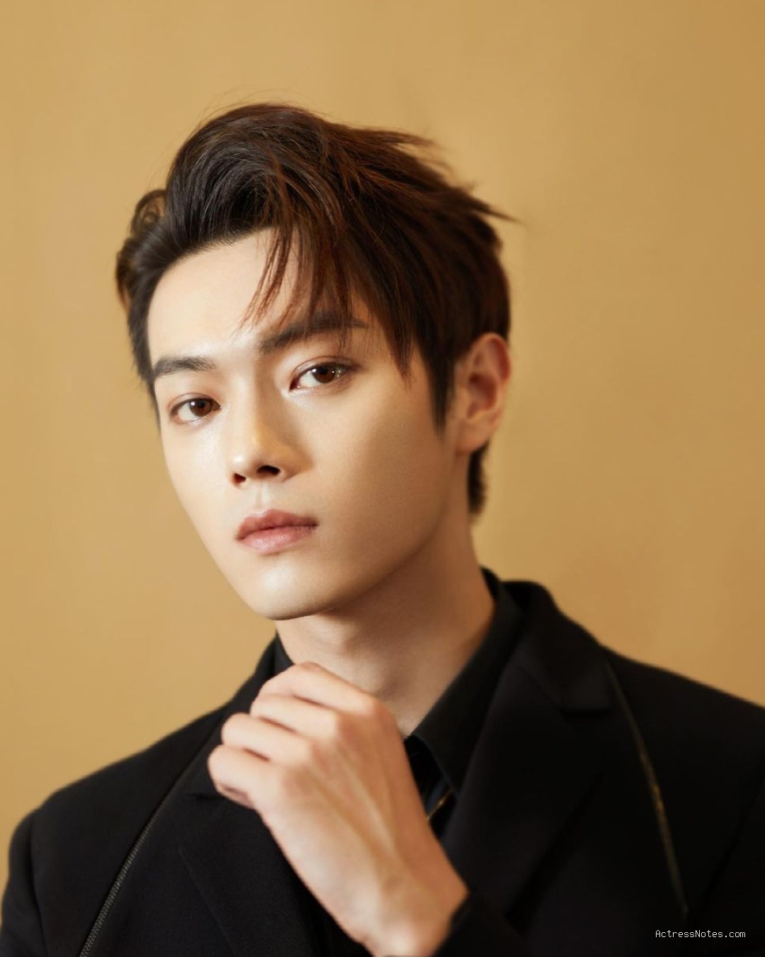 Xu Kai Biodata: Agama, Keluarga, Pacar, Fakta & Karir Terbaru