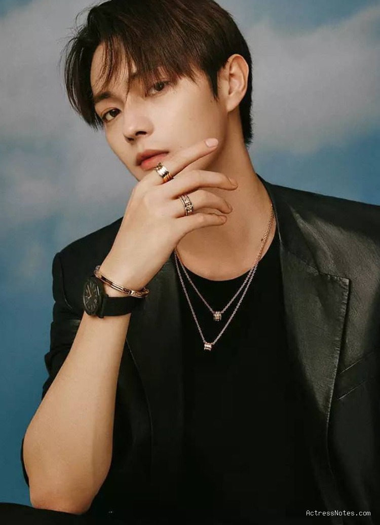 Biodata Xu Kai: Agama, Keluarga, Pacar, Fakta dan Karir