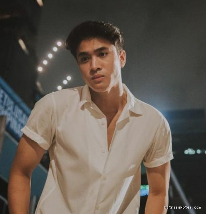 Biodata Yesaya Abraham: Agama, Keluarga, Pacar, Fakta dan Karir