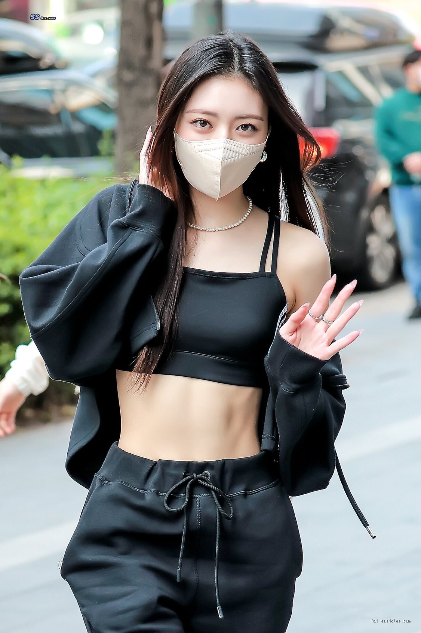 Biodata Yuna Itzy: Agama, Keluarga, Pacar, Fakta dan Karir