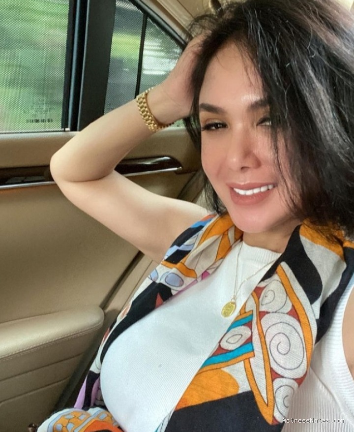 Biodata Yuni Shara: Agama, Keluarga, Pacar, Fakta dan Karir