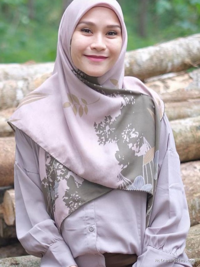 Biodata Zaskia Adya Mecca: Agama, Keluarga, Pacar, Fakta dan Karir