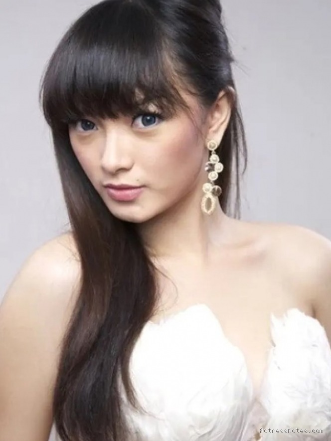 Biodata Zaskia Gotik: Agama, Keluarga, Pacar, Fakta dan Karir