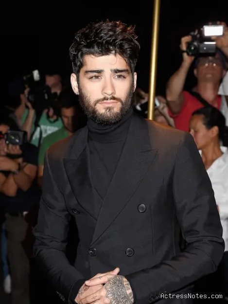 Biodata Zayn Malik: Agama, Keluarga, Pacar, Fakta dan Karir
