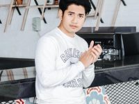 Zikri Daulay Biodata: Agama, Keluarga, Pacar Terbaru, Karir