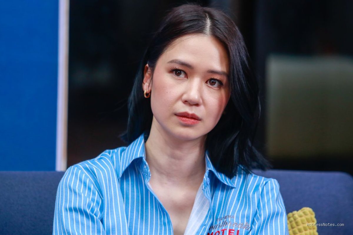 Profil dan Biodata Laura Basuki: Karier, Keluarga, dan Penghargaan