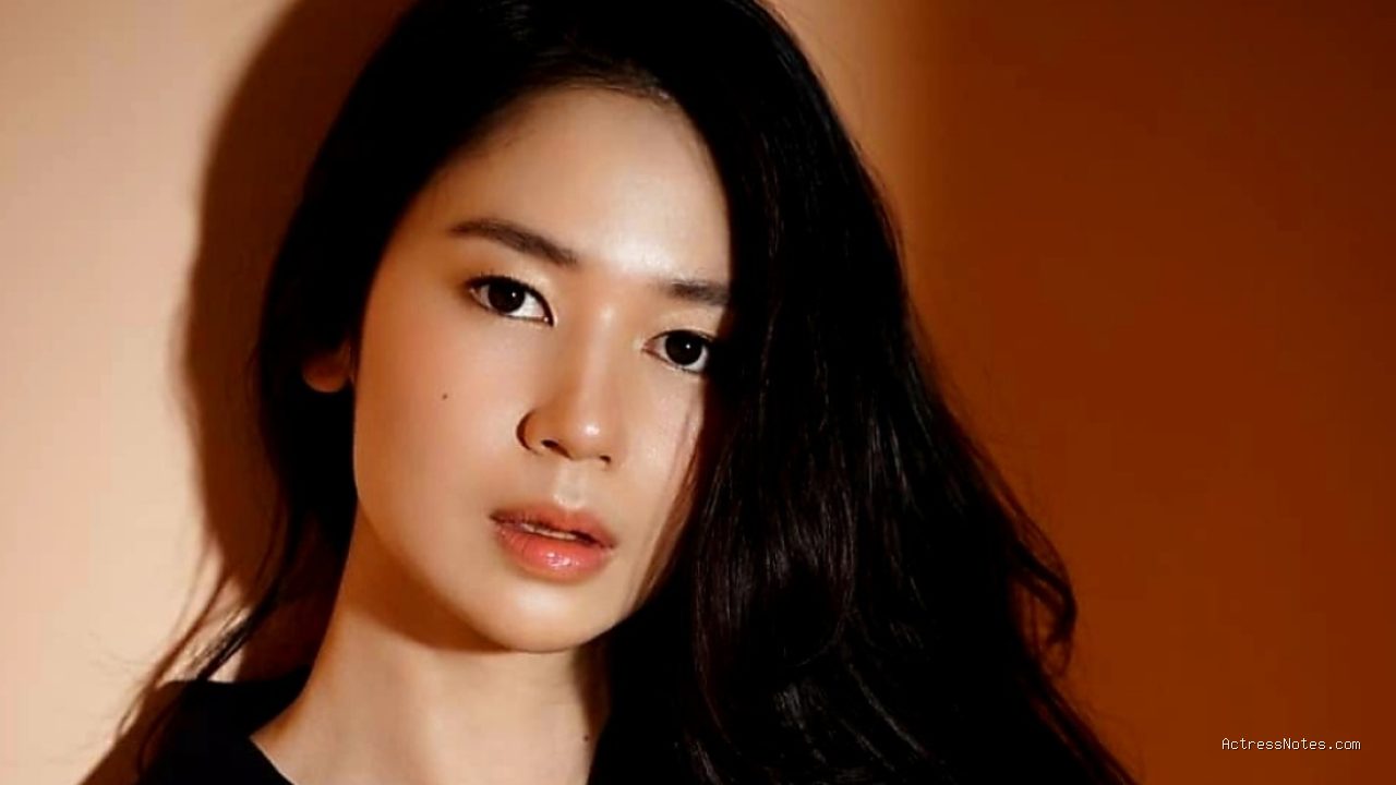 Profil dan Biodata Laura Basuki: Karier, Keluarga, dan Penghargaan
