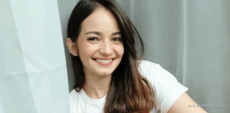 Profil dan Biodata Lengkap Enzy Storia, Aktris dan Presenter