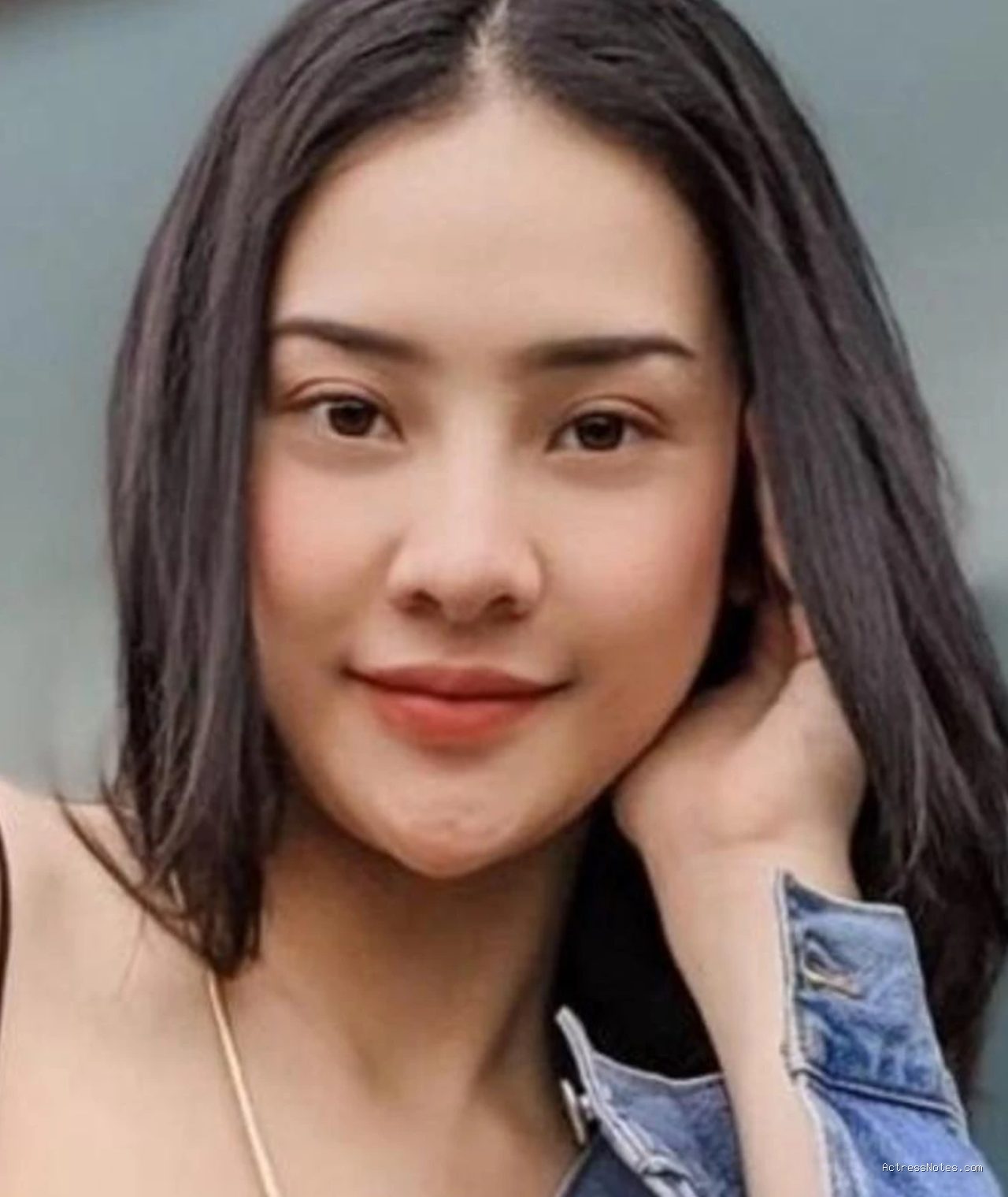 Photo by mubi.com - Profil Lengkap Anya Geraldine: Biodata, Agama, dan Karier Akting