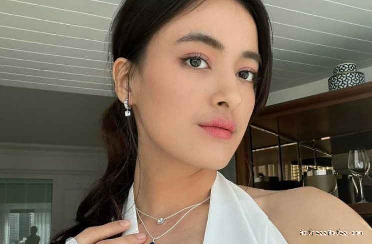 Profil Lengkap Mawar de Jongh: Perjalanan Karier Musik dan Film