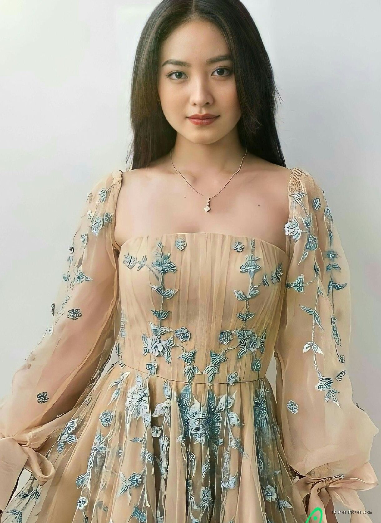 Profil Lengkap Natasha Wilona: Perjalanan Karier dan Bisnisnya