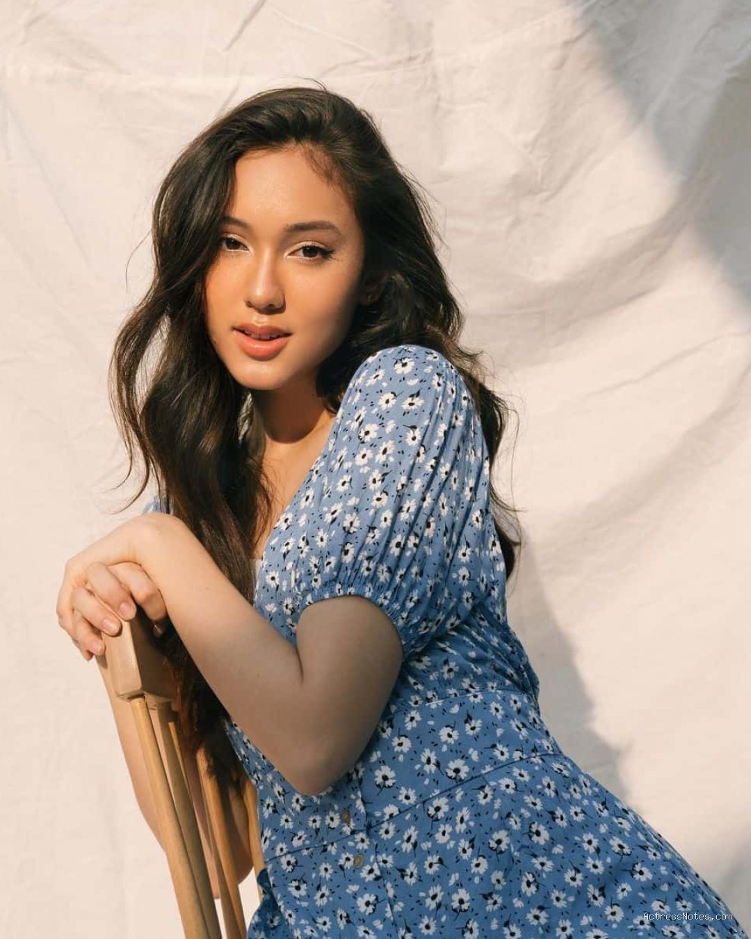 Profil Lengkap Yasmin Napper: Biodata, Karier Film dan Sinetron