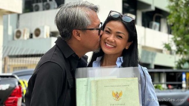 Profil Nirina Zubir: Biodata, Perjalanan Karier Film dan Musik