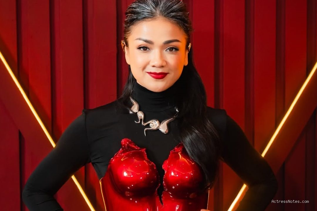 Profil Nirina Zubir: Biodata, Perjalanan Karier Film dan Musik