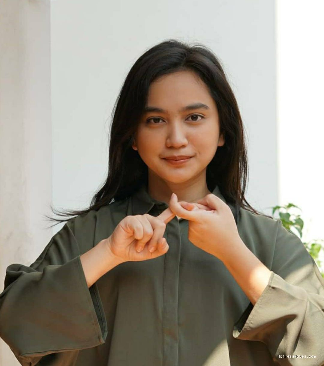 Photo by dailysia.com - Profil Rachel Amanda: Perjalanan Karier Cilik hingga Pendidikan