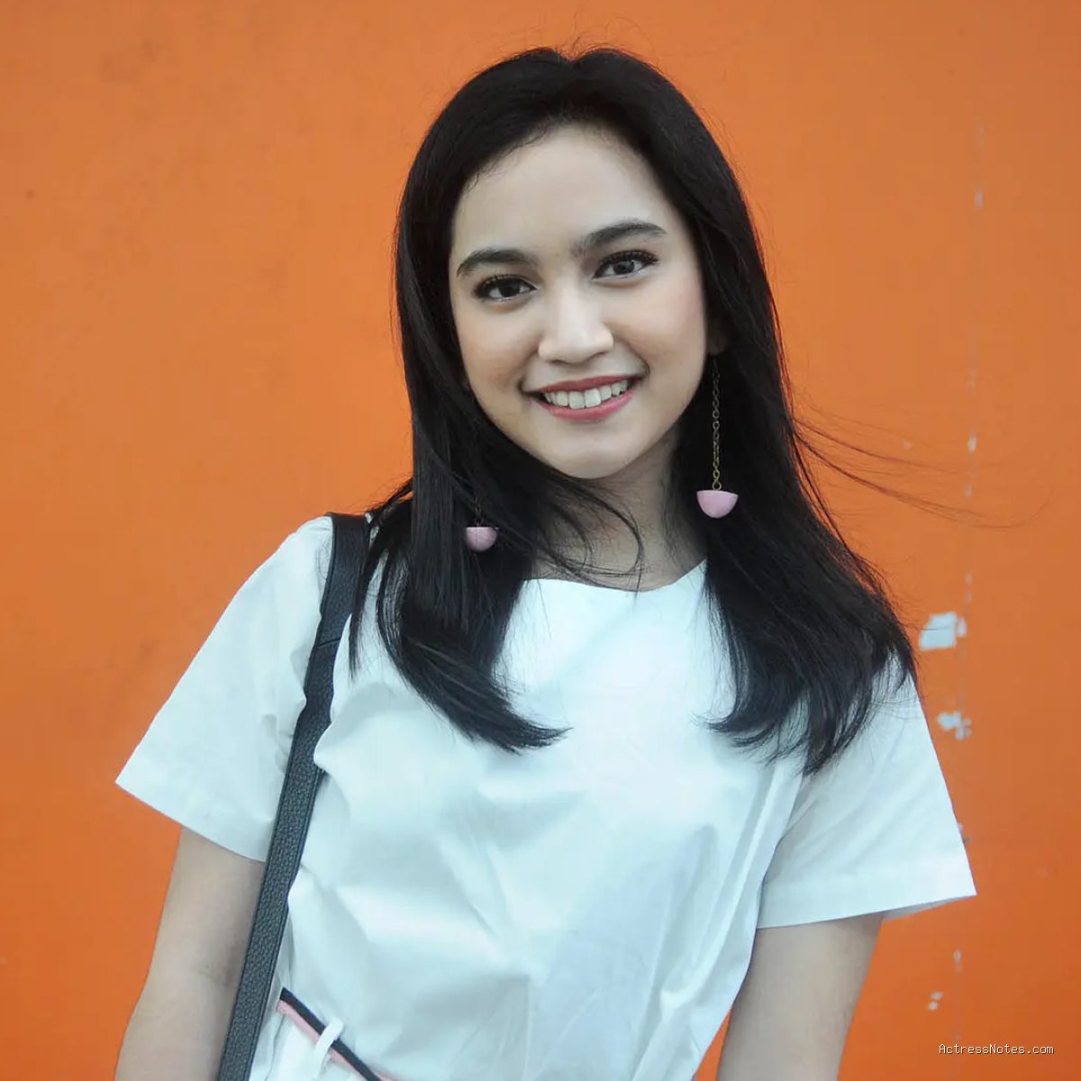 Profil Rachel Amanda: Perjalanan Karier Cilik hingga Pendidikan