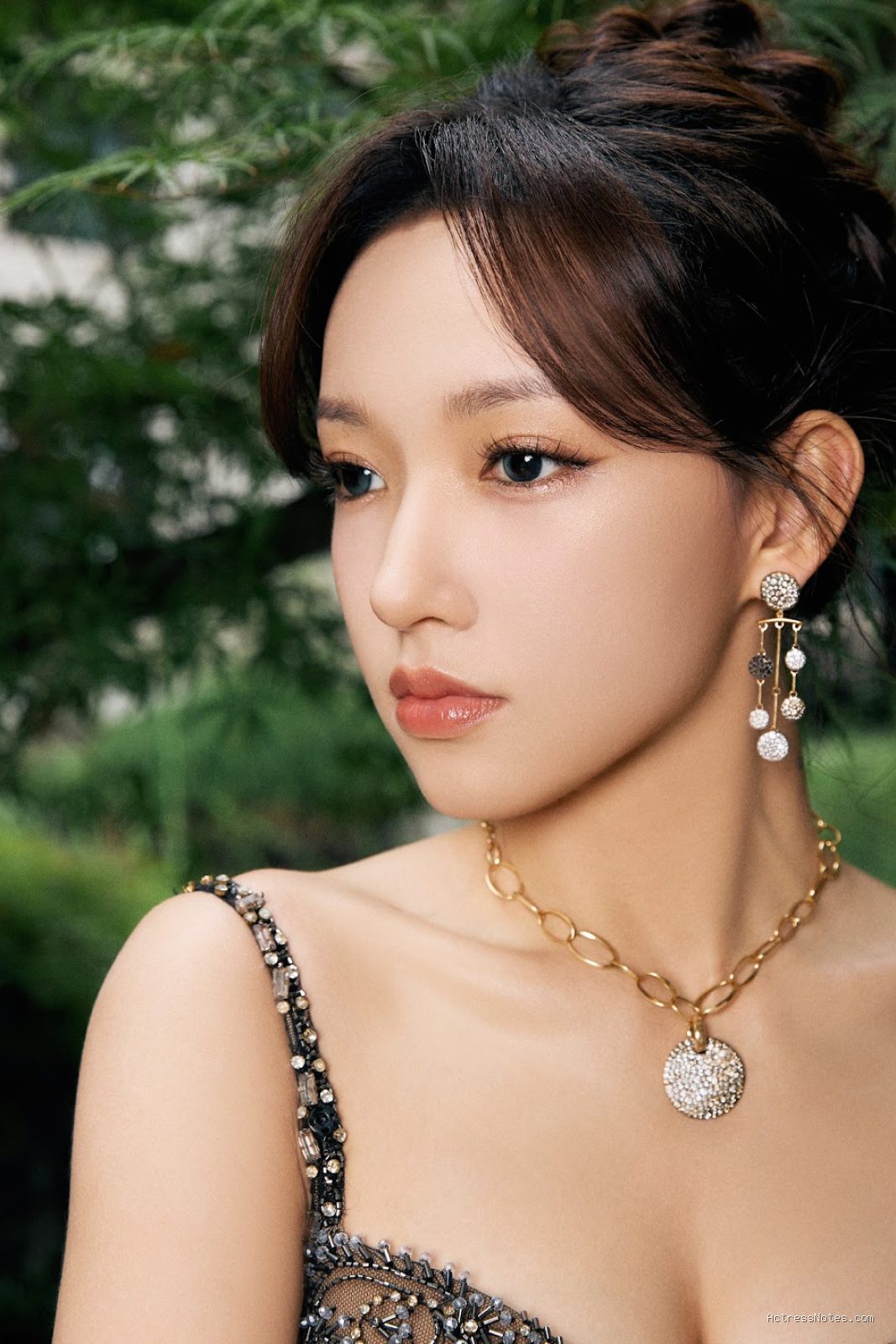 Photo by chinaentertainmentnews.com - Profil Cheng Xiao: Perjalanan Karier Aktris dan Atlet Senam