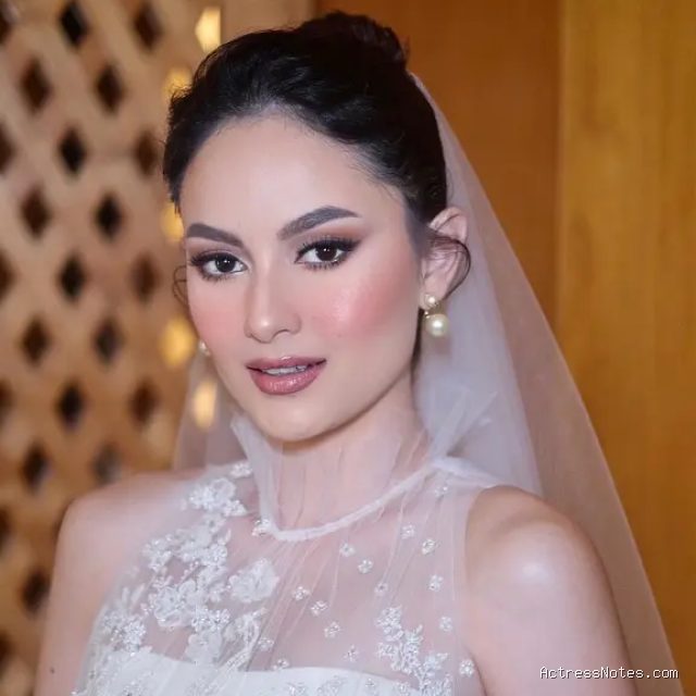 Profil dan Biodata Clara Bernadeth: Karier Model hingga Film