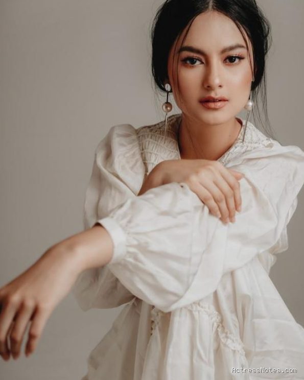 Photo by matamata.com - Profil dan Biodata Clara Bernadeth: Karier Model hingga Film