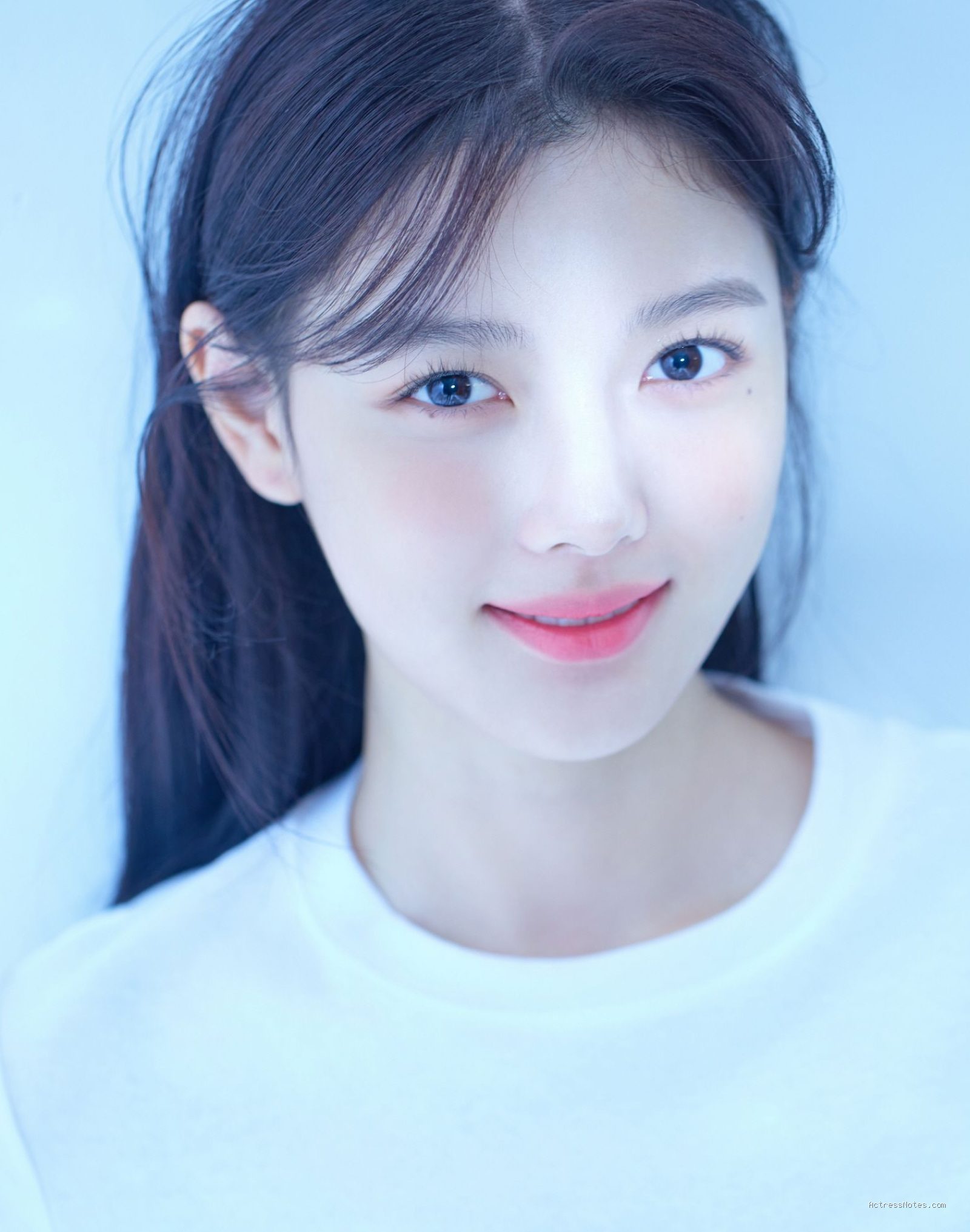 Profil dan Biodata Kim Yoo Jung, Karier dari Cilik hingga Bintang Top