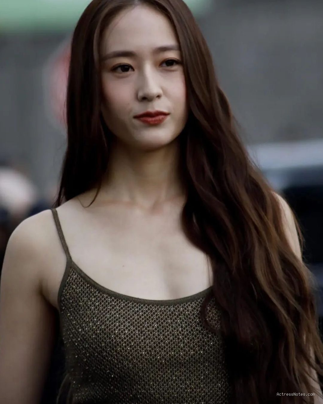 Profil dan Biodata Krystal Jung: Perjalanan Karier Musik dan Film