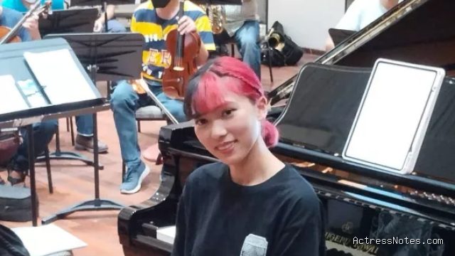 Profil dan Biodata Lengkap Isyana Sarasvati: Musisi Klasik hingga Pop