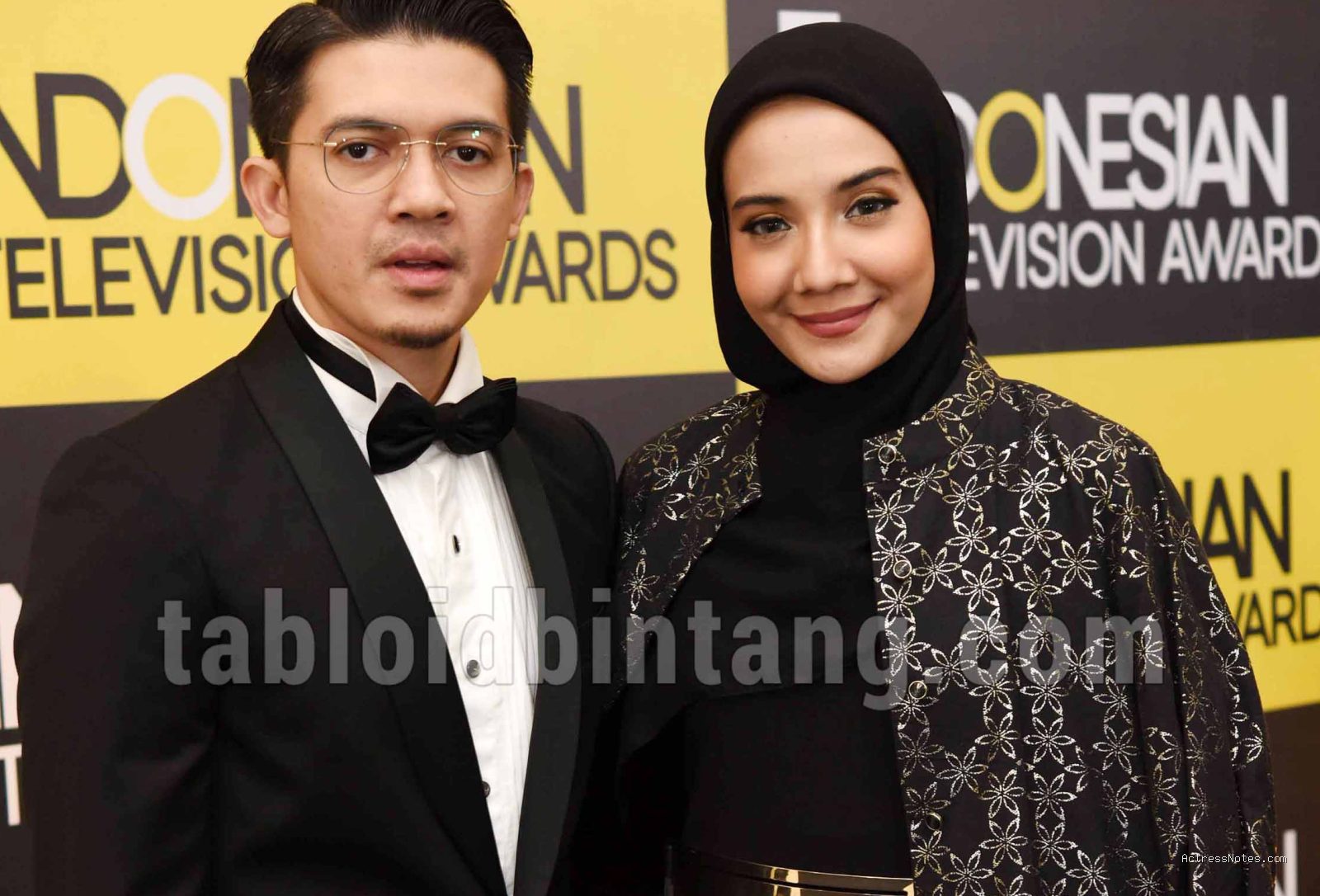 Profil dan Biodata Zaskia Sungkar: Karier Hiburan hingga Desainer
