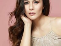 Photo by riwayatmu.com - Profil dan Jejak Karier Wulan Guritno: Dari Aktris hingga Bisnis