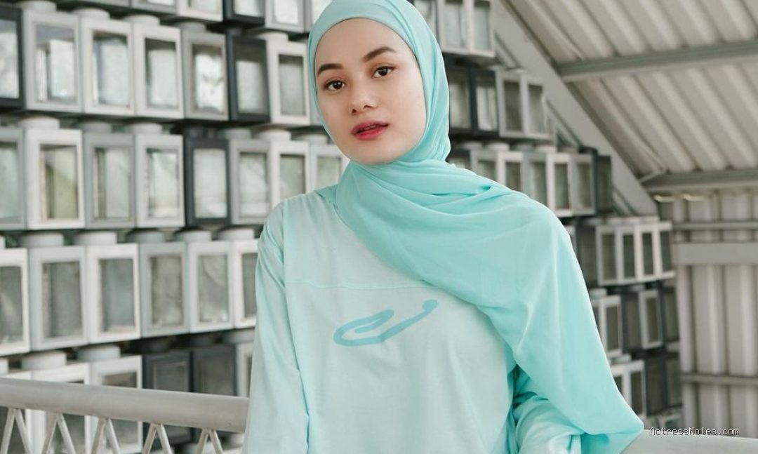 Profil dan Perjalanan Karier Dinda Hauw di Film dan Sinetron