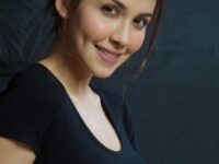 Photo by superstarsbio.com - Profil dan Perjalanan Karier Estelle Linden sebagai Aktris dan Sutradara