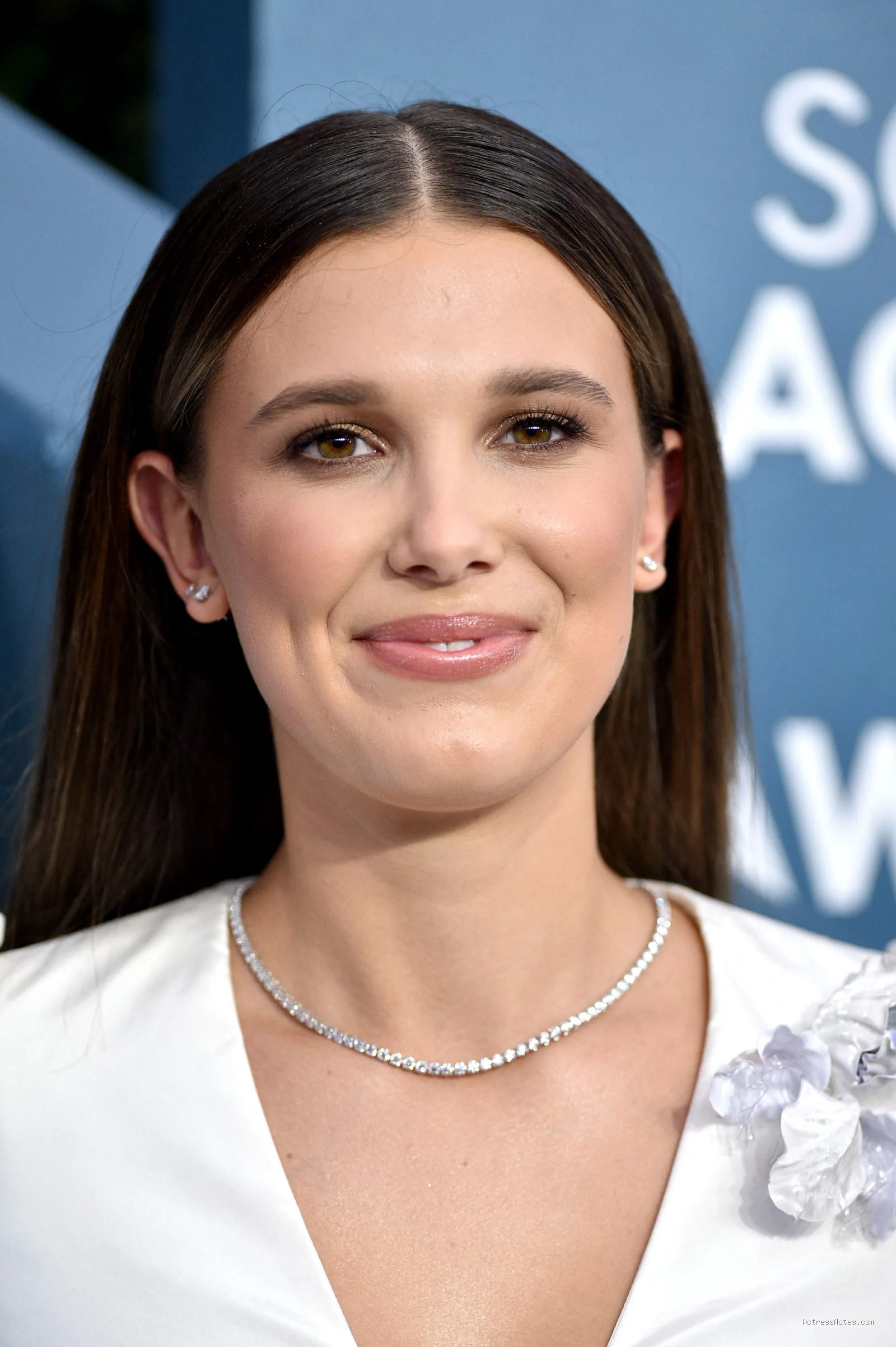 Photo by screenrant.com - Profil dan Perjalanan Karier Millie Bobby Brown di Serial Fiksi Ilmiah