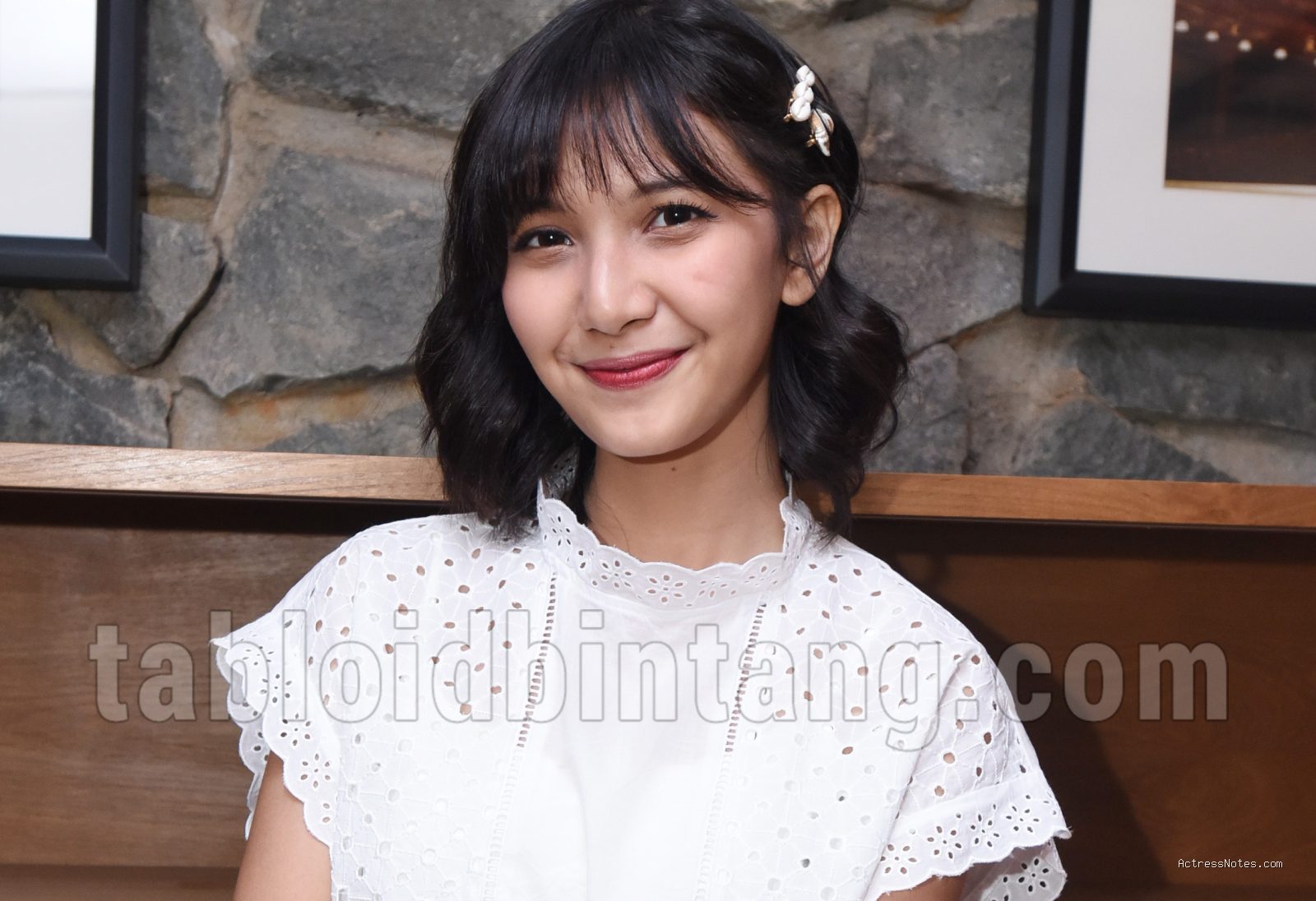 Photo by tabloidbintang.com - Profil dan Perjalanan Karier Sheila Dara Aisha di Musik dan Film