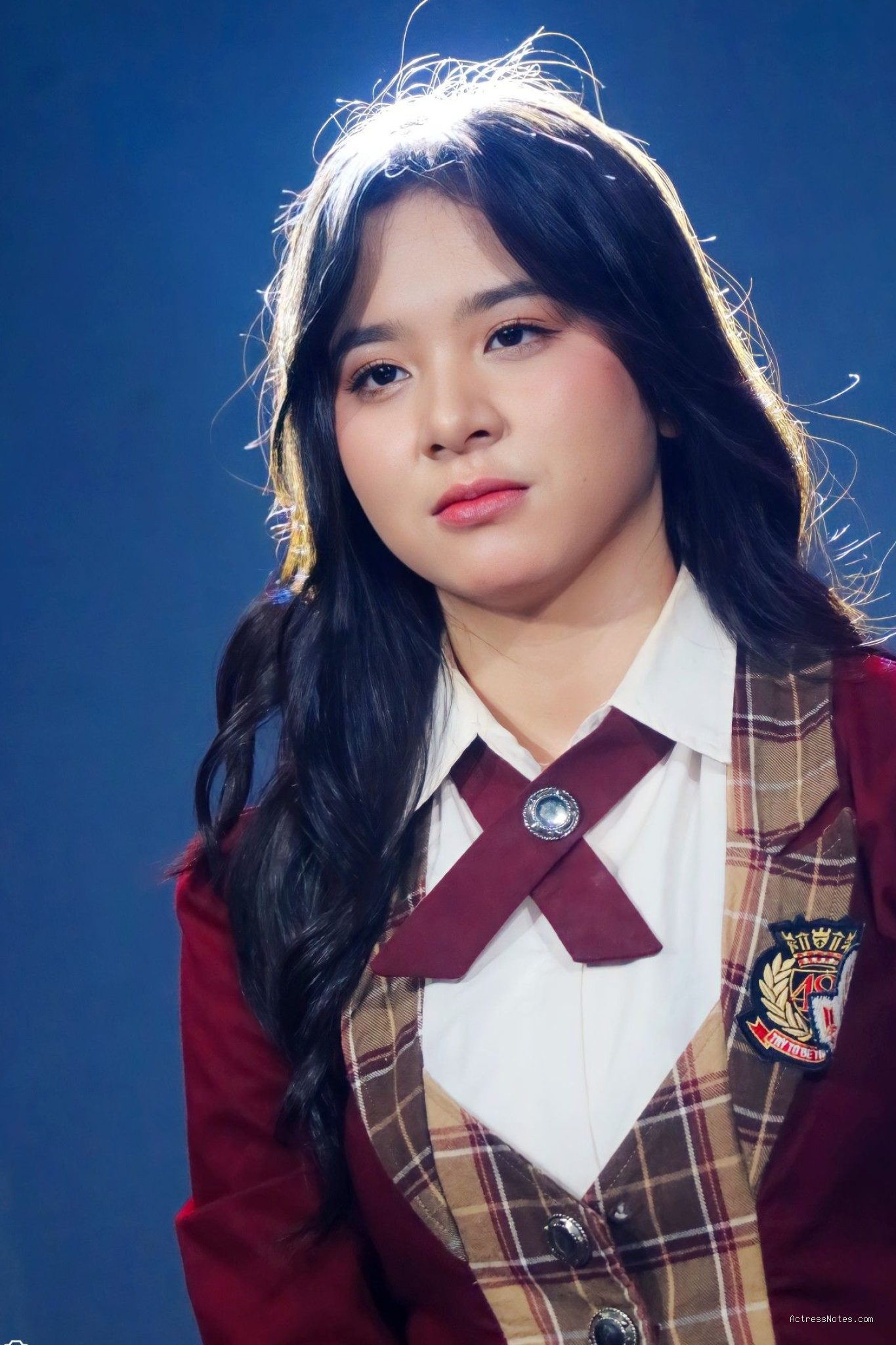 Photo by id.pinterest.com - Profil dan Perjalanan Karier Zee JKT48: Dari Idola hingga Film
