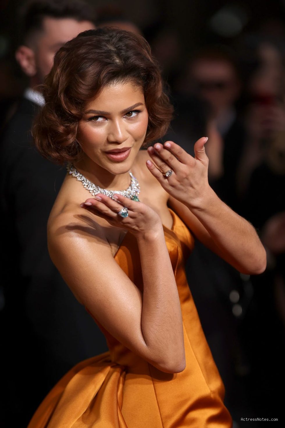 Profil dan Perjalanan Karier Zendaya dari Disney hingga Hollywood