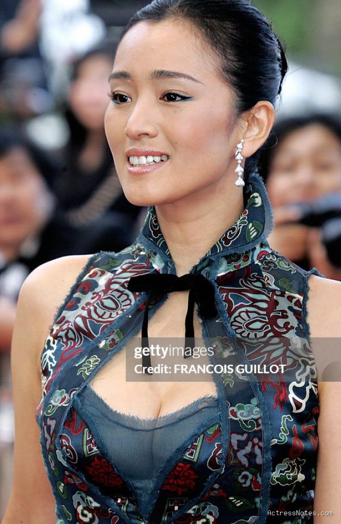 Profil Gong Li: Biodata Lengkap dan Prestasi di Film Internasional
