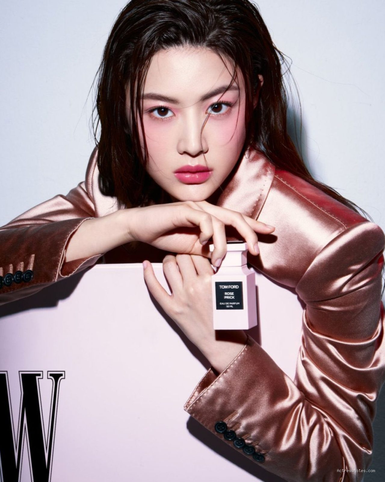 Profil Lengkap Go Yoon Jung: Karier, Agama, dan Akun Instagram
