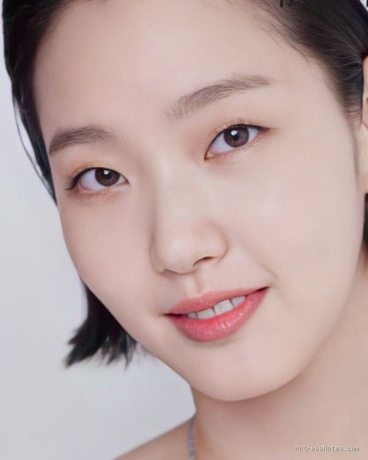 Profil Lengkap Kim Go Eun: Fakta Menarik hingga Film Terlarisnya