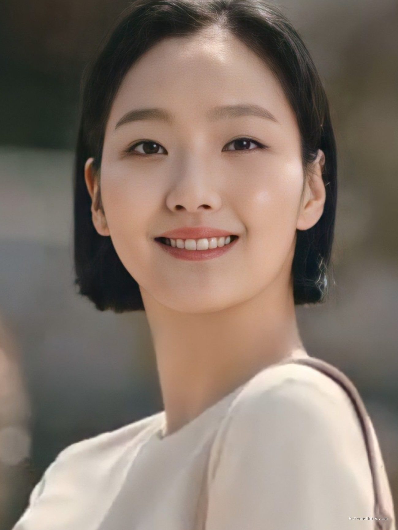 Photo by pinterest.com - Profil Lengkap Kim Go Eun: Fakta Menarik hingga Film Terlarisnya