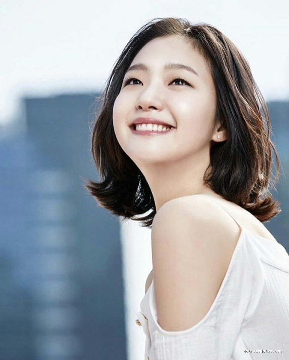 Profil Lengkap Kim Go Eun: Fakta Menarik hingga Film Terlarisnya