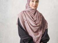 Photo by diadona.id - Profil Lengkap Laudya Cynthia Bella: Karier Film dan Fesyen