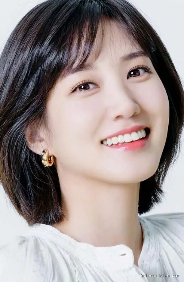 Profil Lengkap Park Eun Bin: Perjalanan Karier dan Daftar Drama