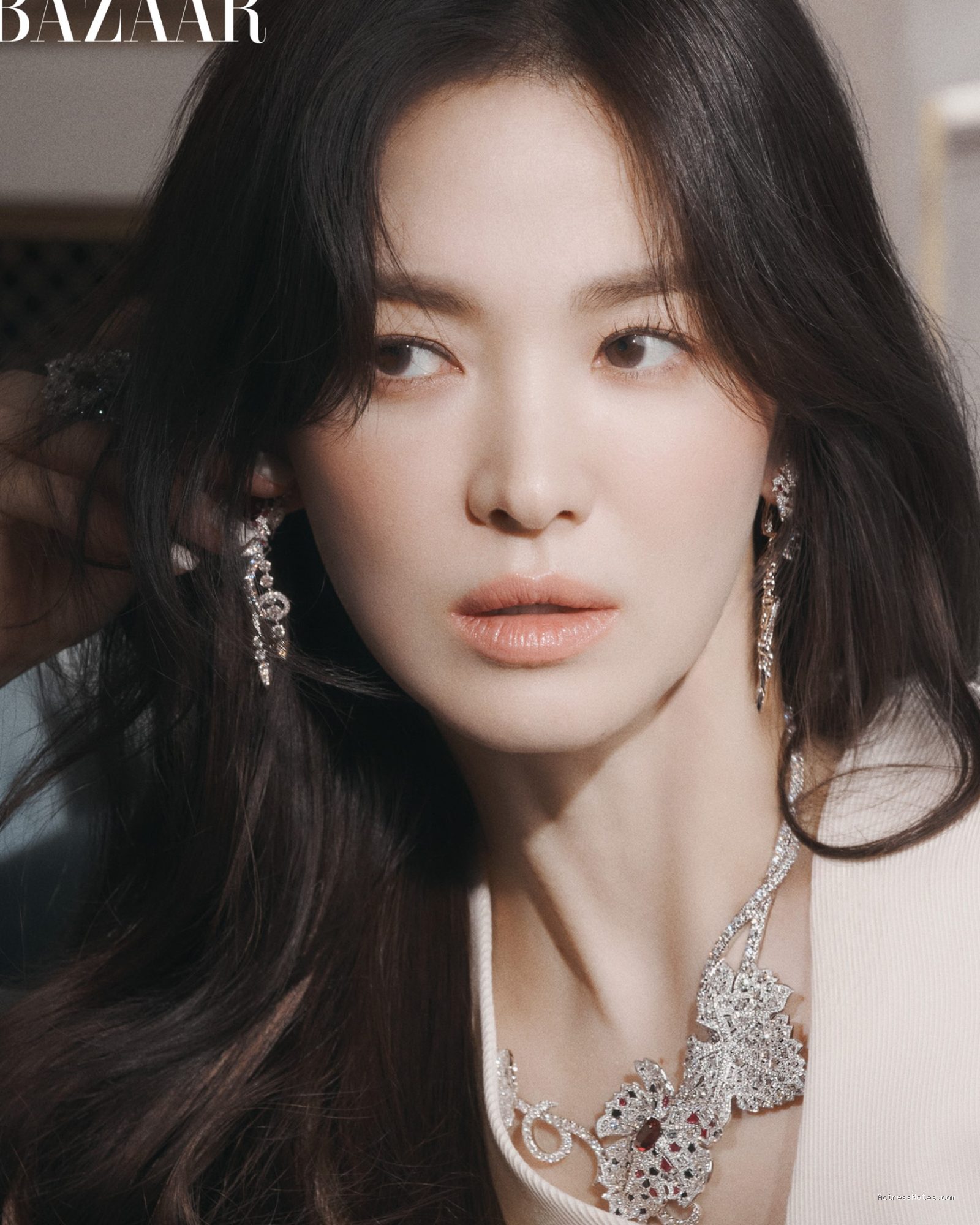 Photo by laodong.vn - Profil Lengkap Song Hye Kyo: Perjalanan Karier dan Transformasi Peran