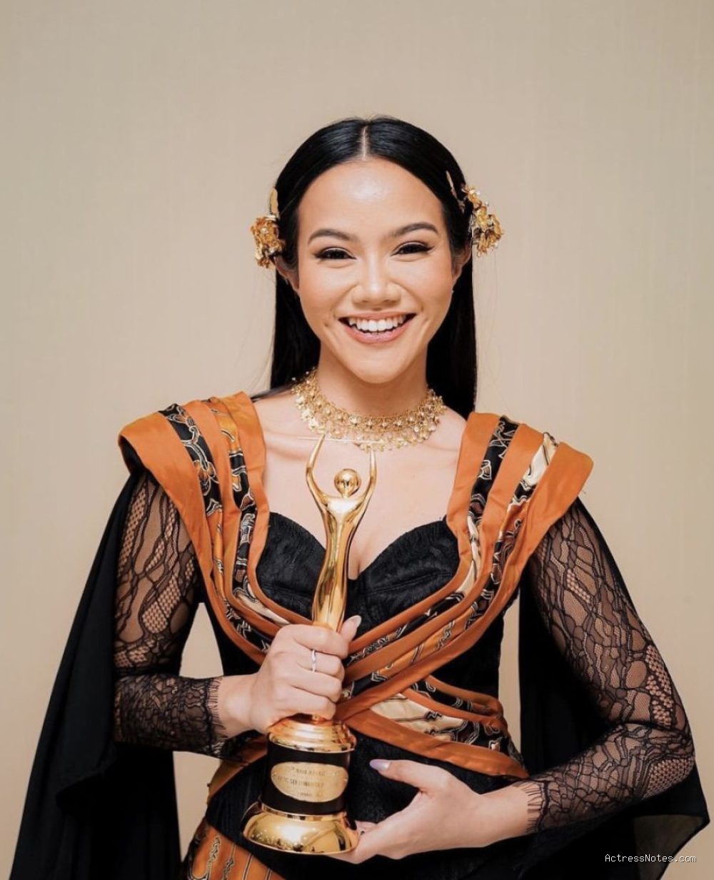 Photo by idntimes.com - Profil Lengkap Yura Yunita: Biodata dan Perjalanan Karier Musik